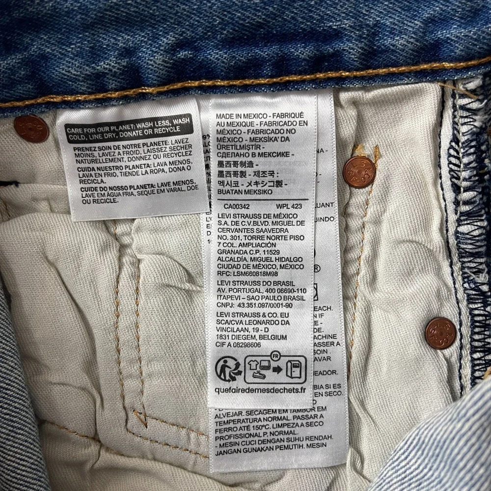 Levis 501 Jeans Mens 28x30 Blue Original Button Fly Medium Wash Denim Grunge 90s